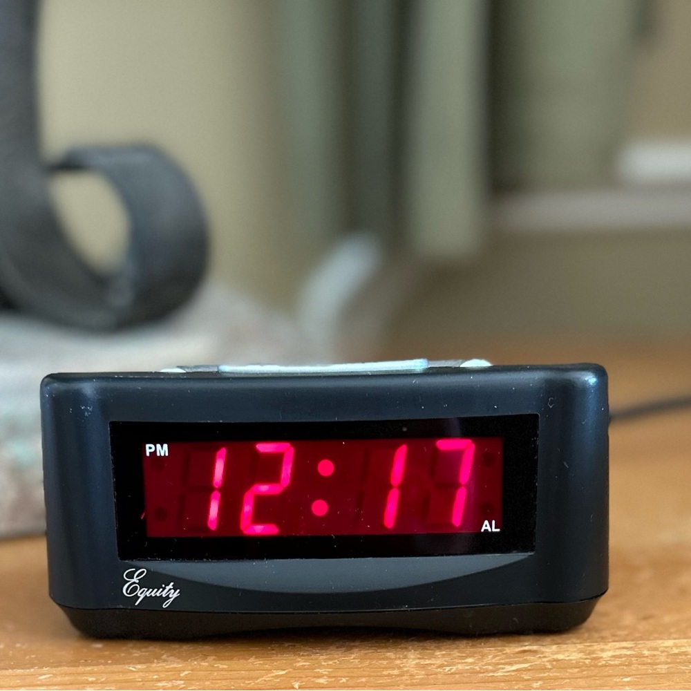 Mini digital alarm clock